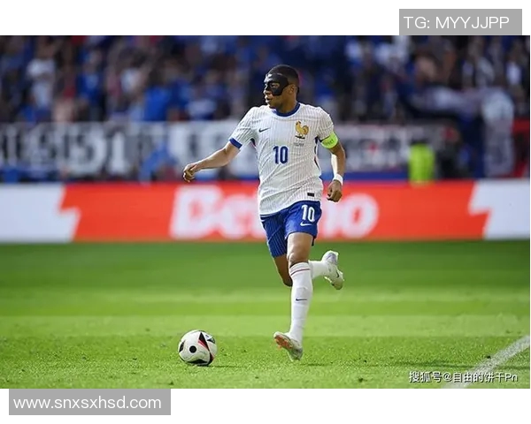 球迷炸锅:姆巴佩这一行为引热议! 球迷炸锅:姆巴佩这一行为引热议!